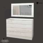 Cómoda com 4 gaveta e espelho produto novo com direito entrega e montagem