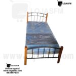 Cama ferro e madeira medida 190x90 com o respetivo colchão produto novo com direito entrega e montagem