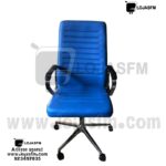 Cadeira giratória com rodas em napa azul produto novo com direito entrega e montagem