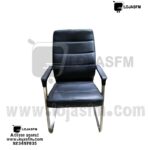 Cadeira fixa em napa preta produto novo com direito entrega e montagem