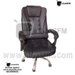 Cadeira giratória em napa preta produto novo com direito entrega e montagem